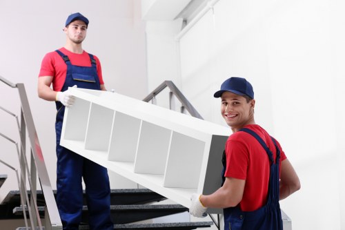 Man and van moving service in Shoreditch with local transport support
