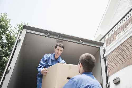 Efficient removal van service for Shoreditch relocations